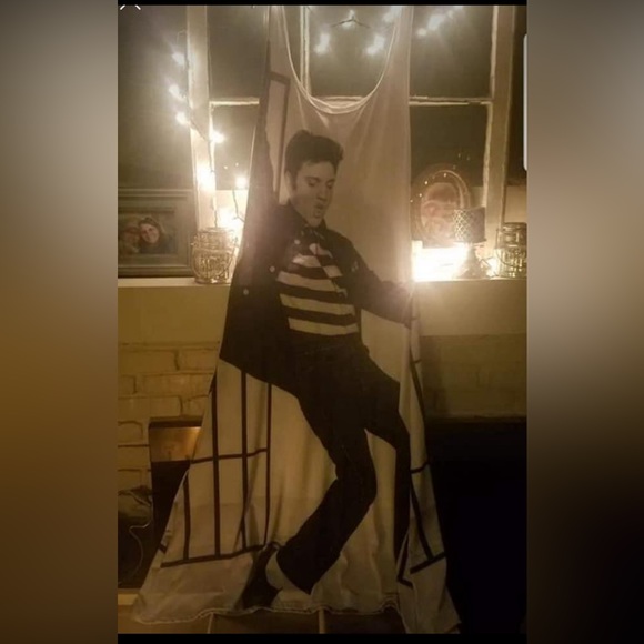 Elvis Jailhouse Rock front and back print dress - Picture 1 of 4